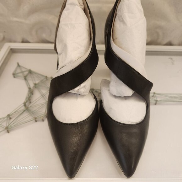 Katy Perry Asymmetrical Strap Pumps - The Swerve in Black. NIB. Size Various - Picture 7 of 10